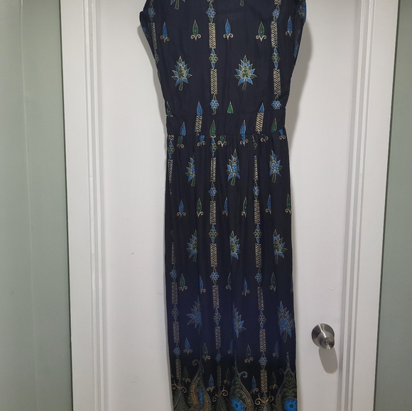 Cleopatra print maxi dress with gold detail - Picture 2 of 6
